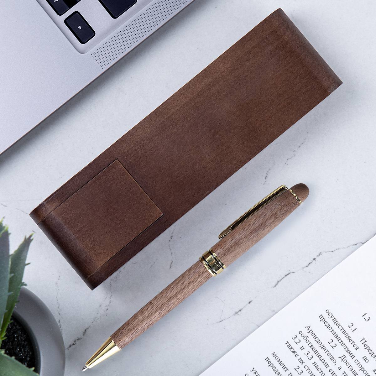 Ручка в подарочном футляре WOOD Лучший учитель географии