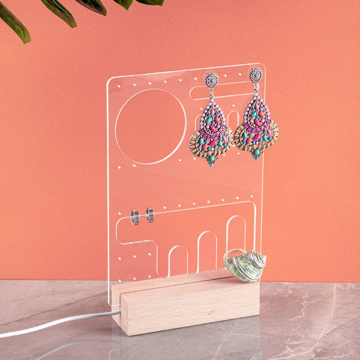 Именная подставка для украшений с подсветкой