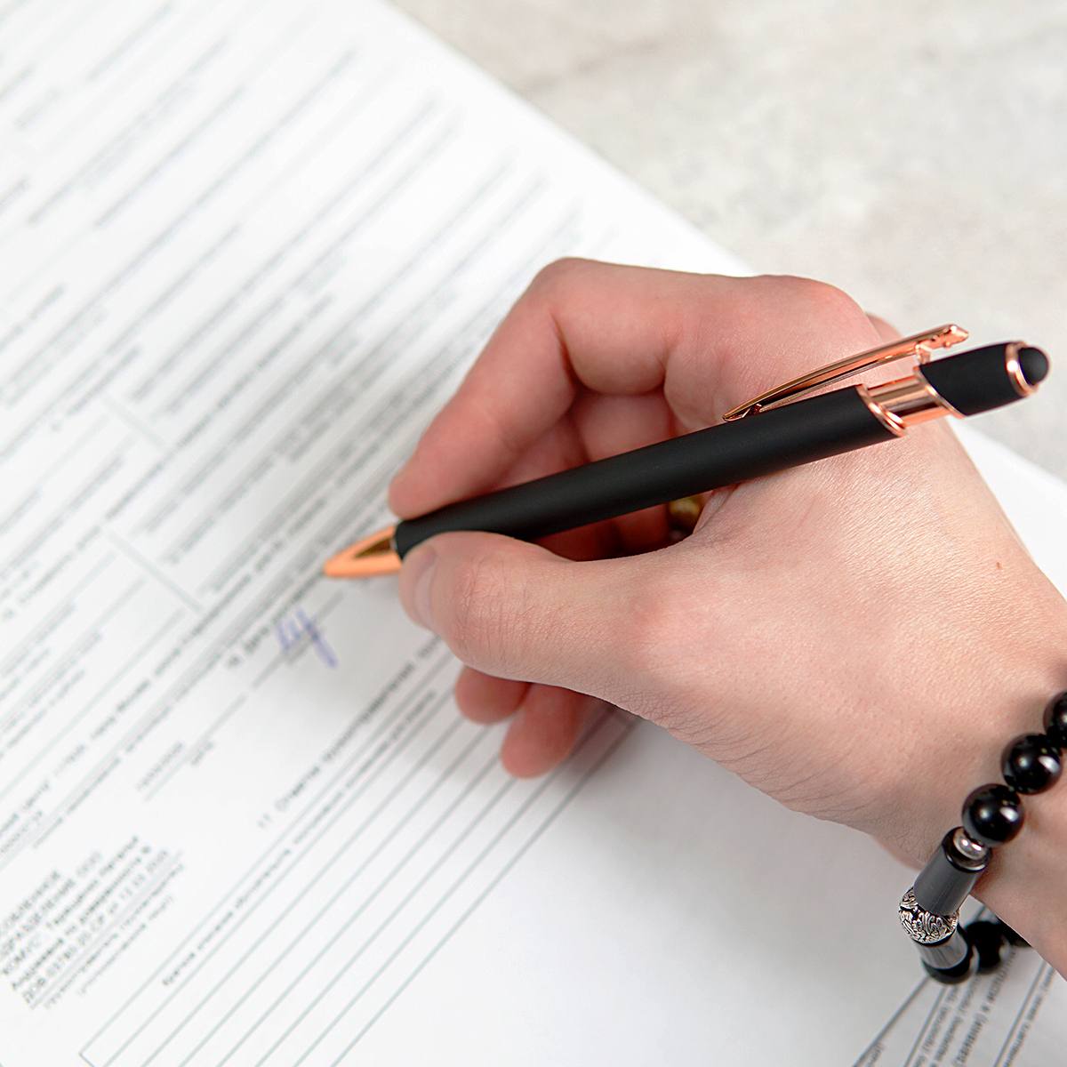 Именная папка-органайзер Браун с ручкой и гравировкой