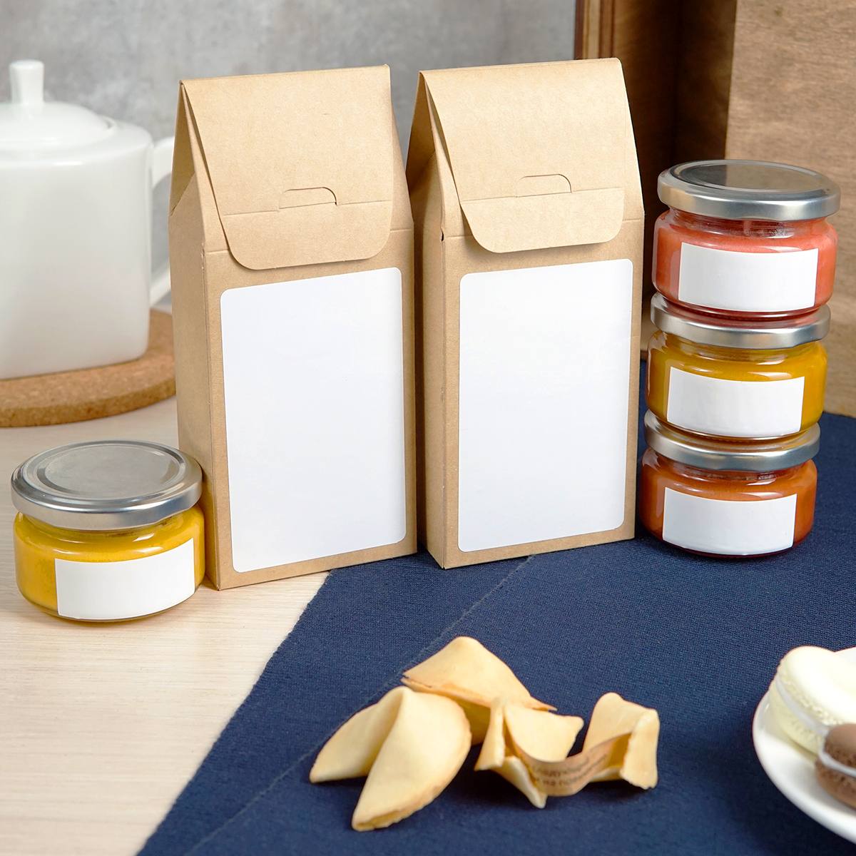 Чайный набор в деревянном футляре Лучшему Учителю начальных классов