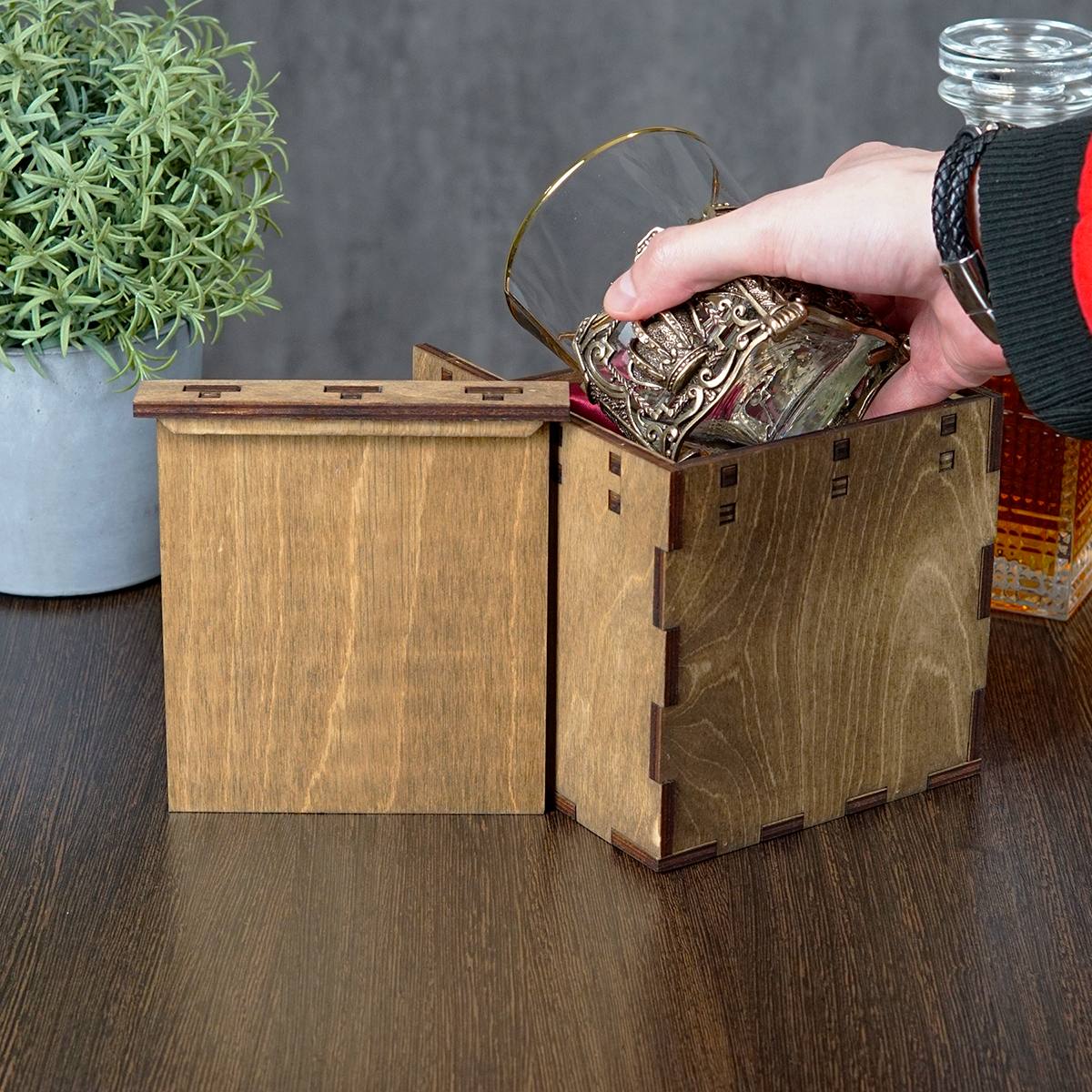 Бокал для виски Державный в подарочном футляре с вашей гравировкой