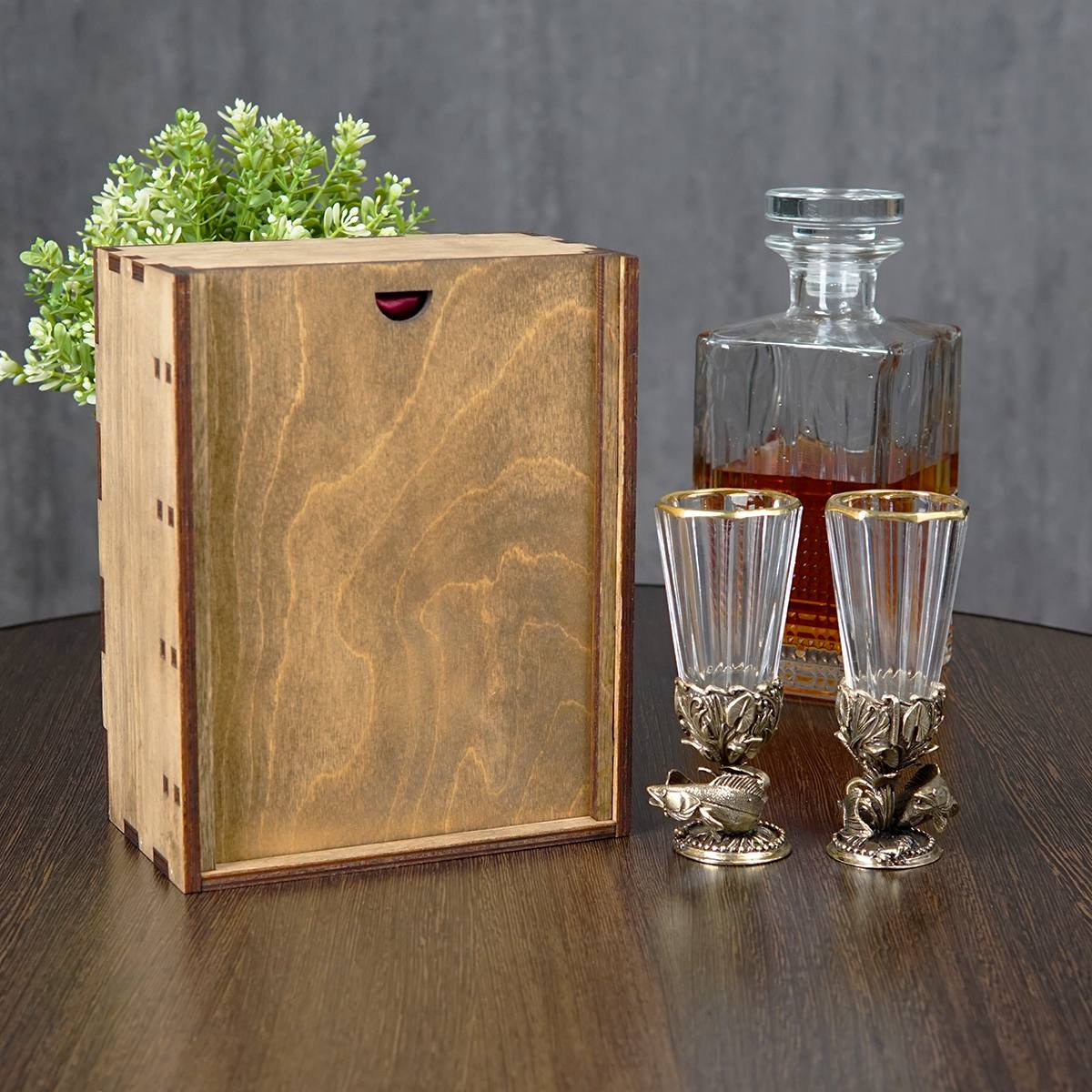 Набор рюмок Рыбалка в подарочном футляре с вашей гравировкой