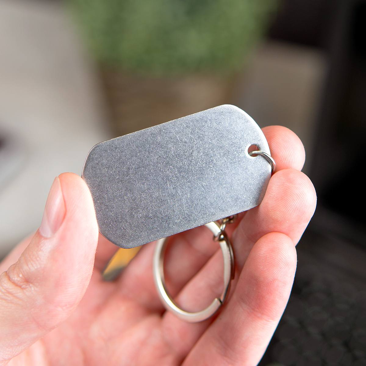 Набор с гравировкой (флешка, жетон) С праздником 23 февраля! в футляре