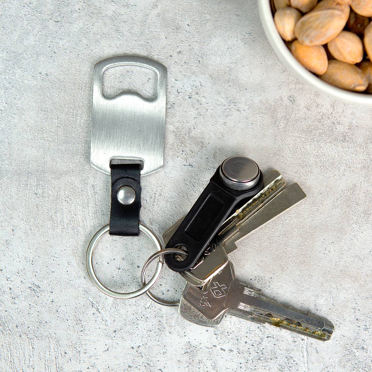 Именной брелок-открывашка ДЕГУСТАТОР