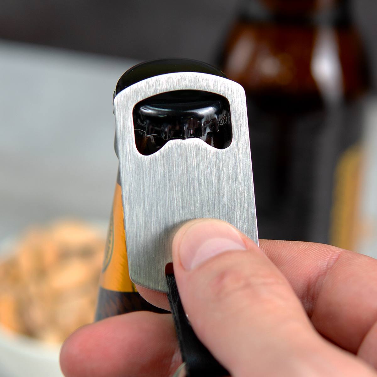 Именной брелок-открывашка ДЕГУСТАТОР