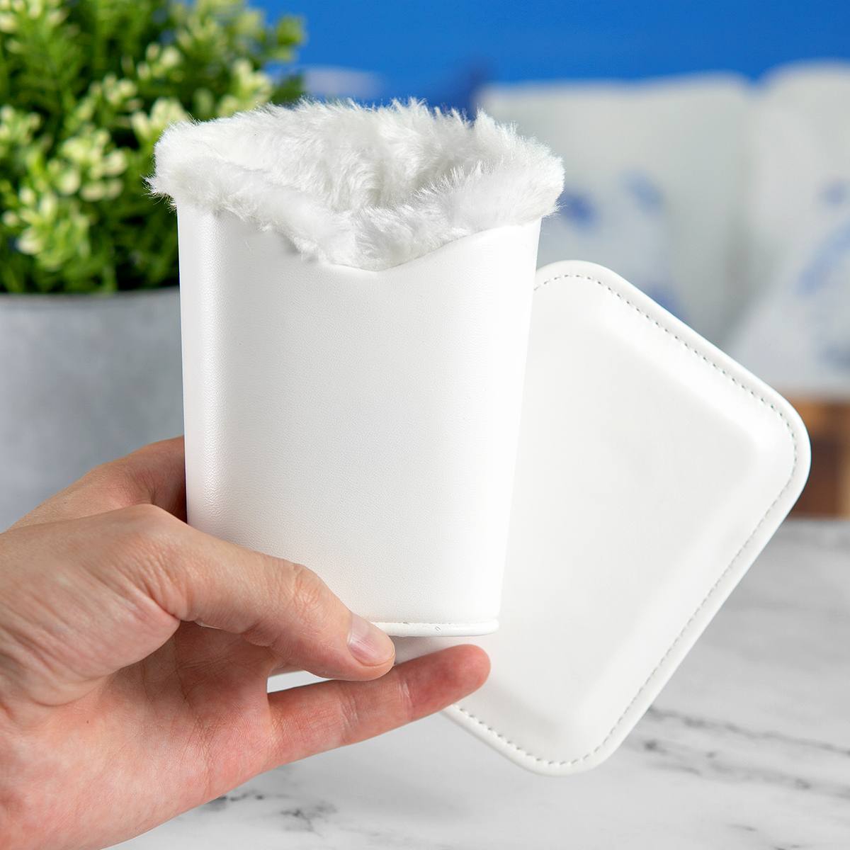 Футляр с магнитной подставкой для очков именной