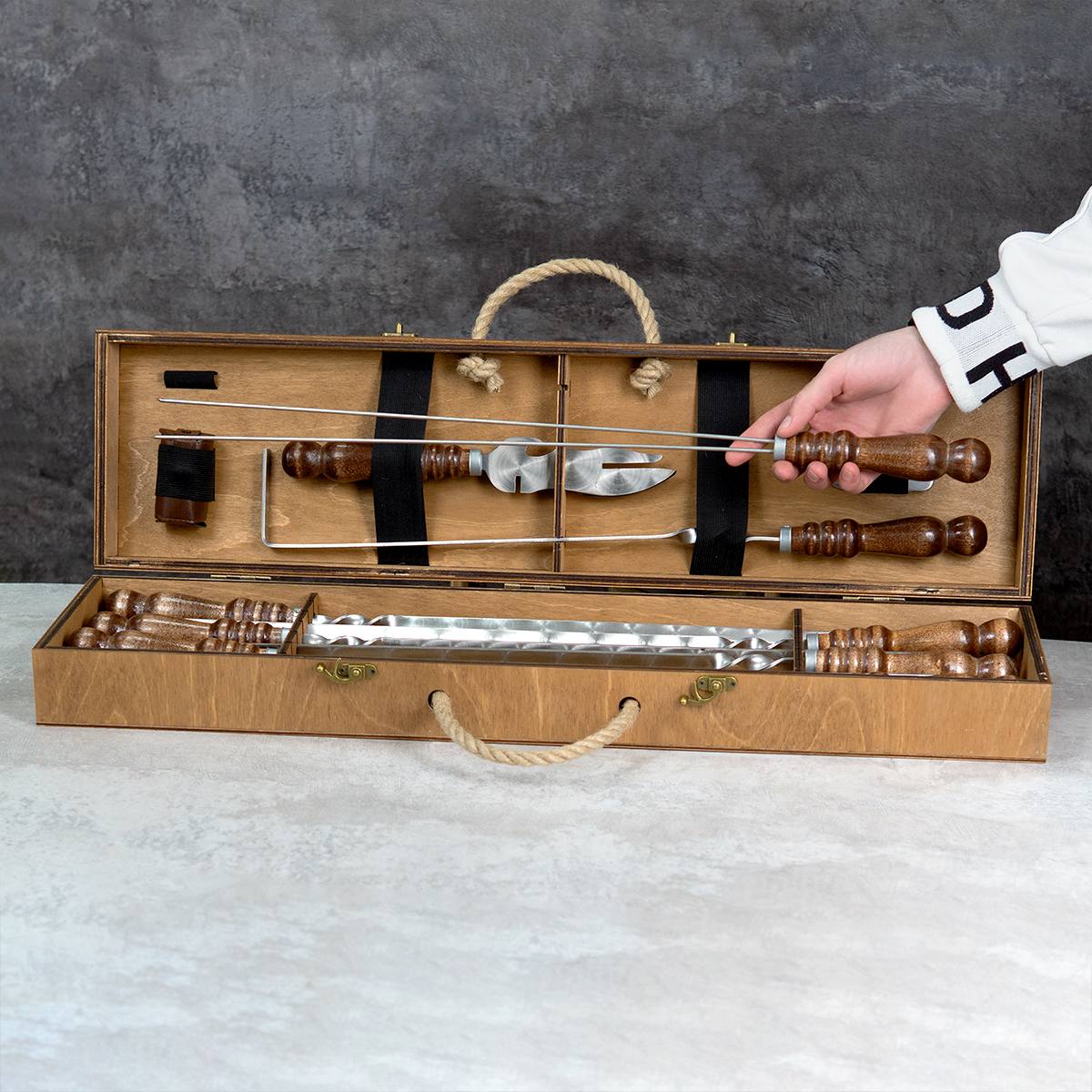 Большой шашлычный набор Король шашлыка с именем