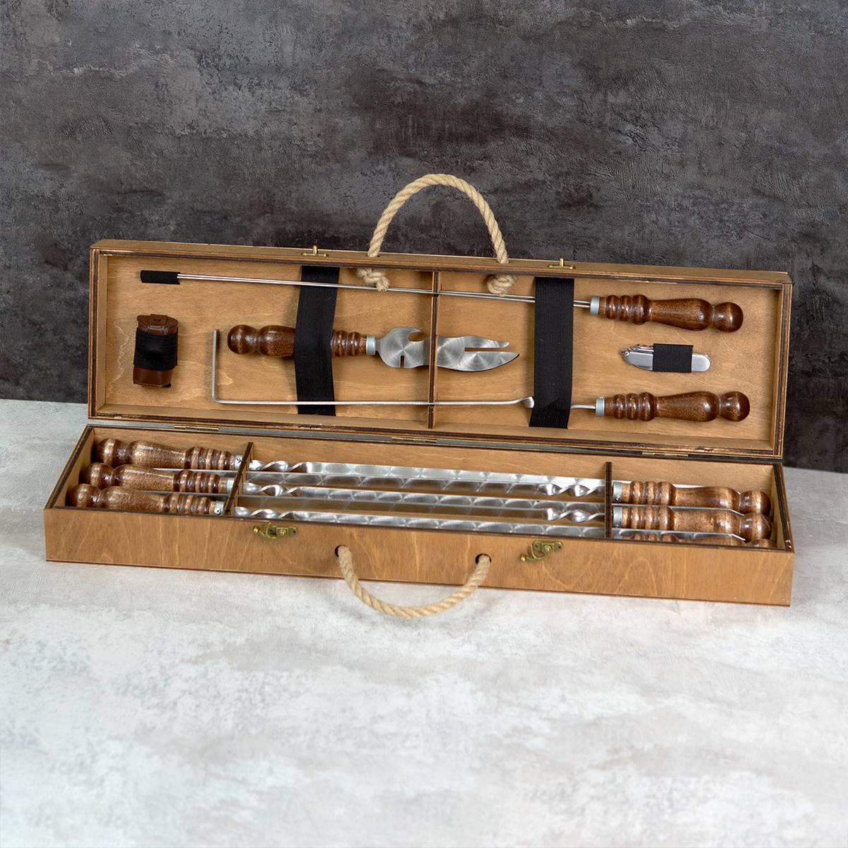 Большой шашлычный набор Король шашлыка с именем