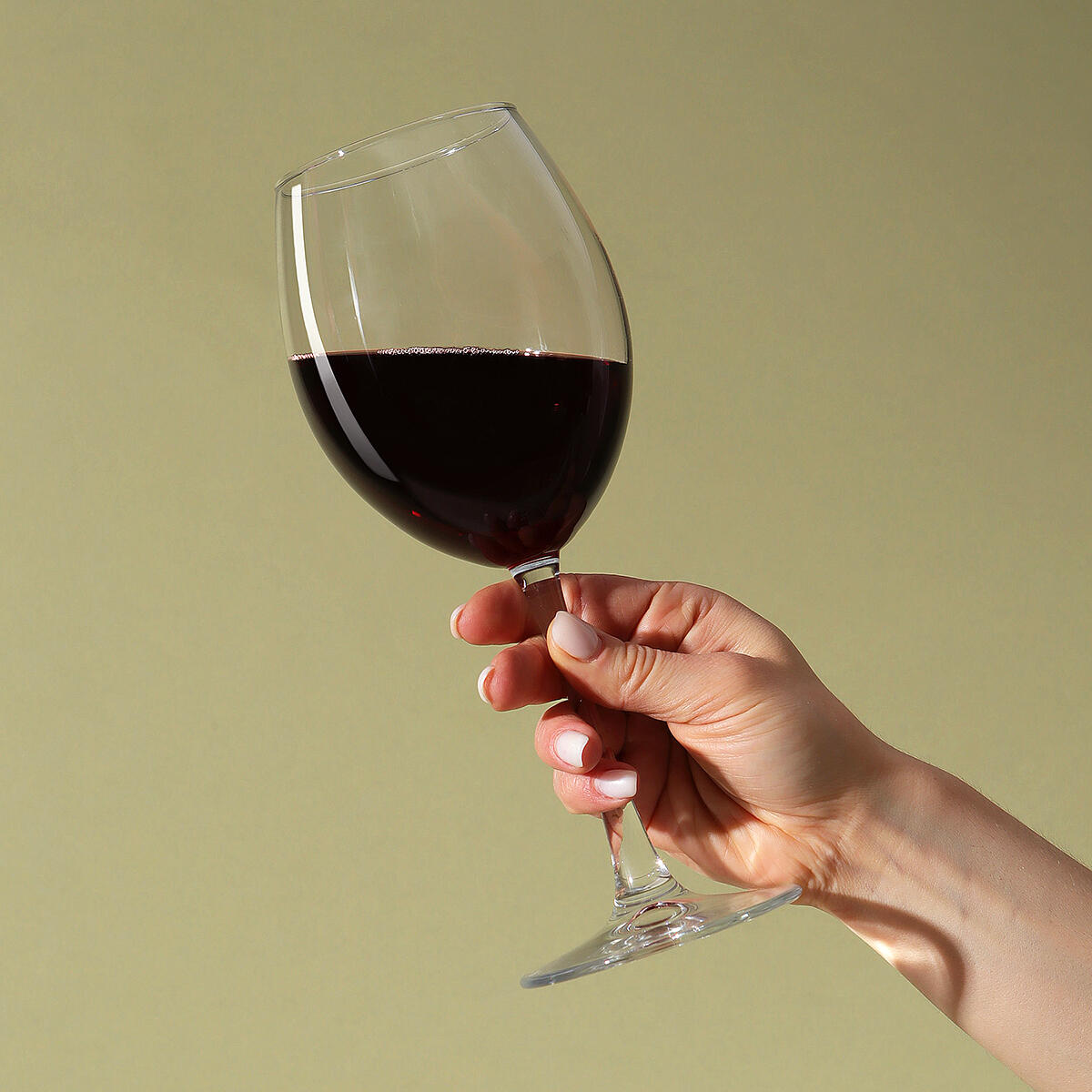 Именной бокал для вина в подарочном футляре с  гравировкой