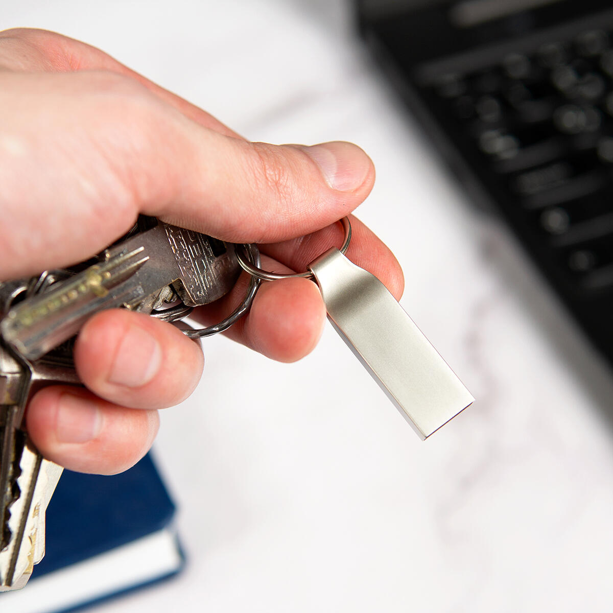 Именная USB-флешка Compact