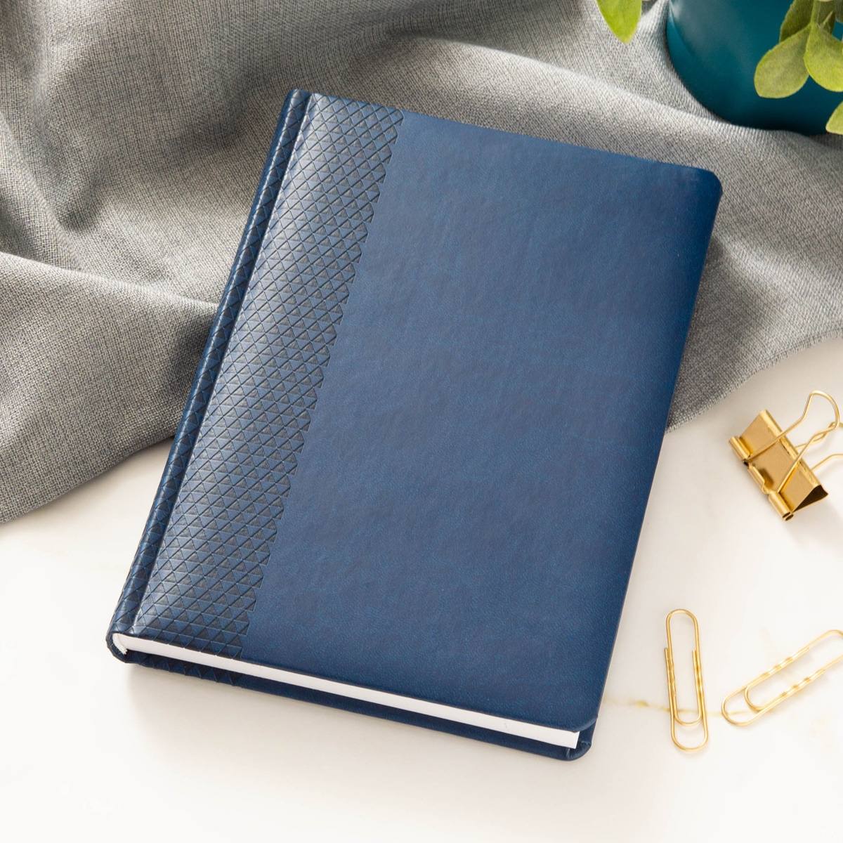 Именной ежедневник «Трудовая книжка»